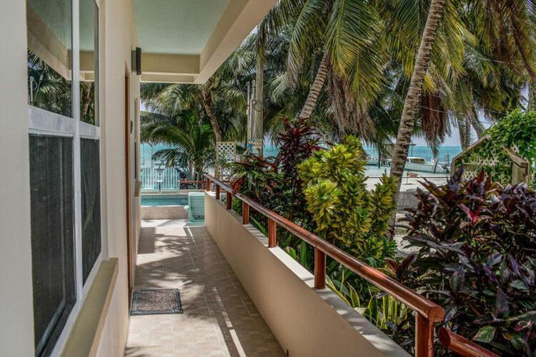 Pura Vida Inn Caye Caulker Extérieur photo