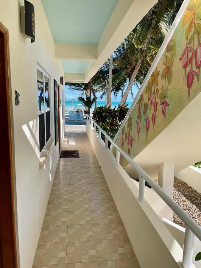 Pura Vida Inn Caye Caulker Extérieur photo